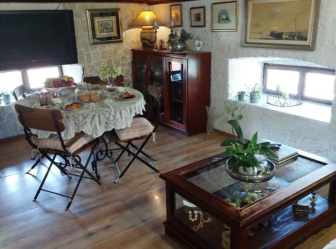 Apartment Antico *